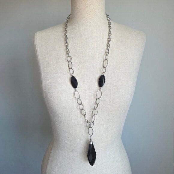 Silver and Black Pendant Necklace - Picture 7 of 7
